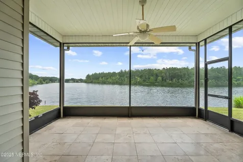 9236 Prosperity Lake Drive Jacksonville FL 32244