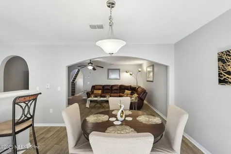 8227 Halls Hammock Court Jacksonville FL 32244