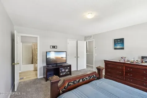 8227 Halls Hammock Court Jacksonville FL 32244