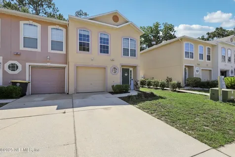 8227 Halls Hammock Court Jacksonville FL 32244