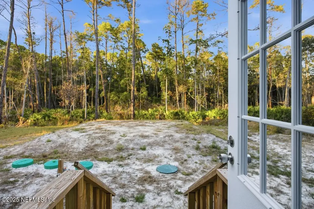 520 Hickory Nut Trail Satsuma FL 32189