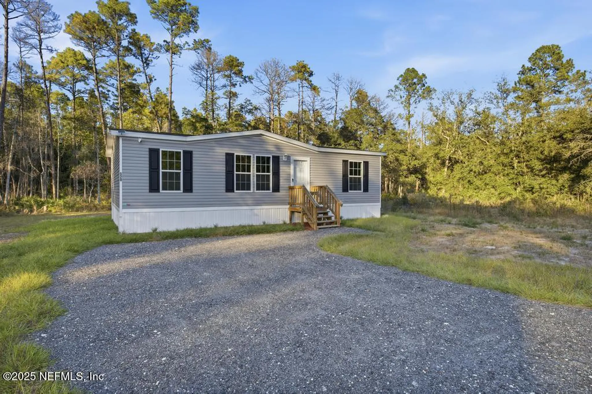 520 Hickory Nut Trail Satsuma FL 32189