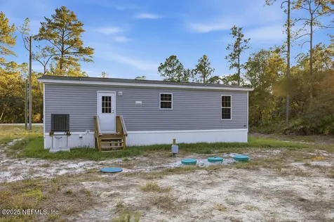 520 Hickory Nut Trail Satsuma FL 32189