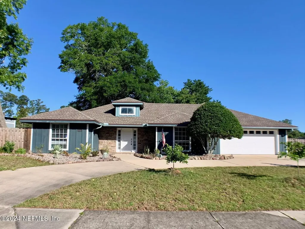 5511 La Moya Avenue Jacksonville FL 32210