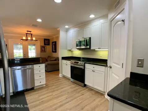 5511 La Moya Avenue Jacksonville FL 32210