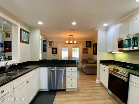 5511 La Moya Avenue Jacksonville FL 32210