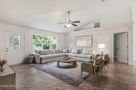 2888 Majestic Oaks Lane Green Cove Springs FL 32043