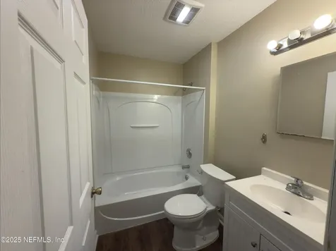 13555 Ashford Wood Court W Jacksonville FL 32218