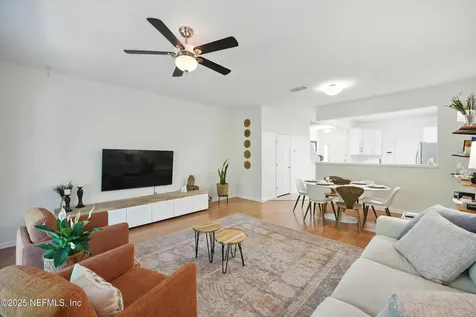 7566 Scarlet Ibis Lane Jacksonville FL 32256