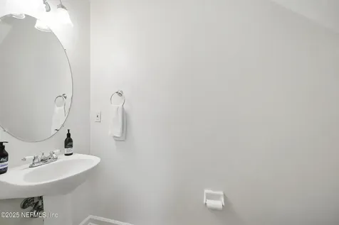 7566 Scarlet Ibis Lane Jacksonville FL 32256