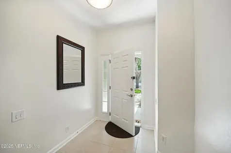 7566 Scarlet Ibis Lane Jacksonville FL 32256