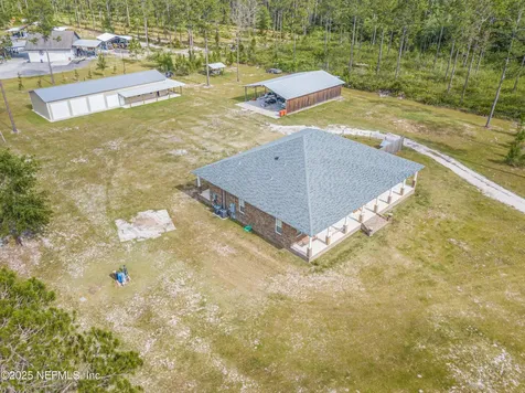 14157 Glen Farms Drive Glen St. Mary FL 32040