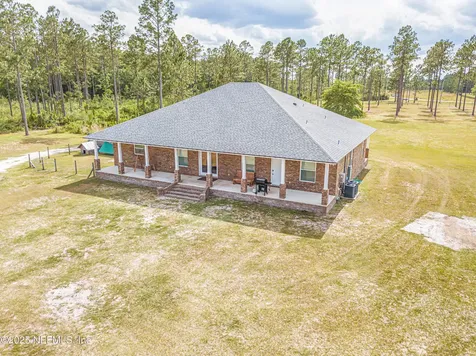 14157 Glen Farms Drive Glen St. Mary FL 32040