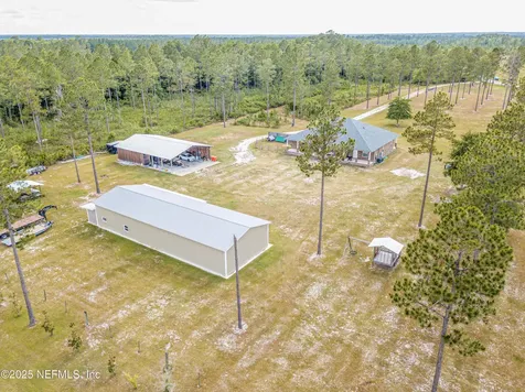 14157 Glen Farms Drive Glen St. Mary FL 32040