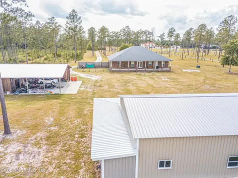 14157 Glen Farms Drive Glen St. Mary FL 32040
