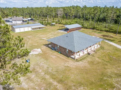 14157 Glen Farms Drive Glen St. Mary FL 32040