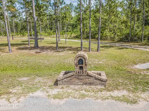 14157 Glen Farms Drive Glen St. Mary FL 32040