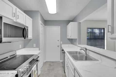 10872 Carrington Court Jacksonville FL 32257