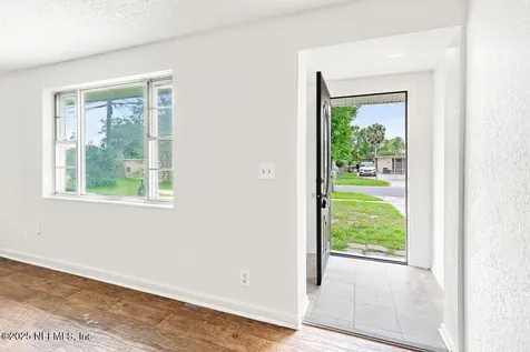 7017 Sonora Drive N Jacksonville FL 32244