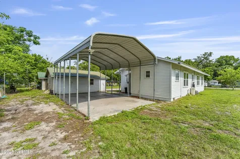 2505 State Street Palatka FL 32177