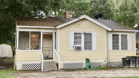 1050 Alderside Street Jacksonville FL 32208