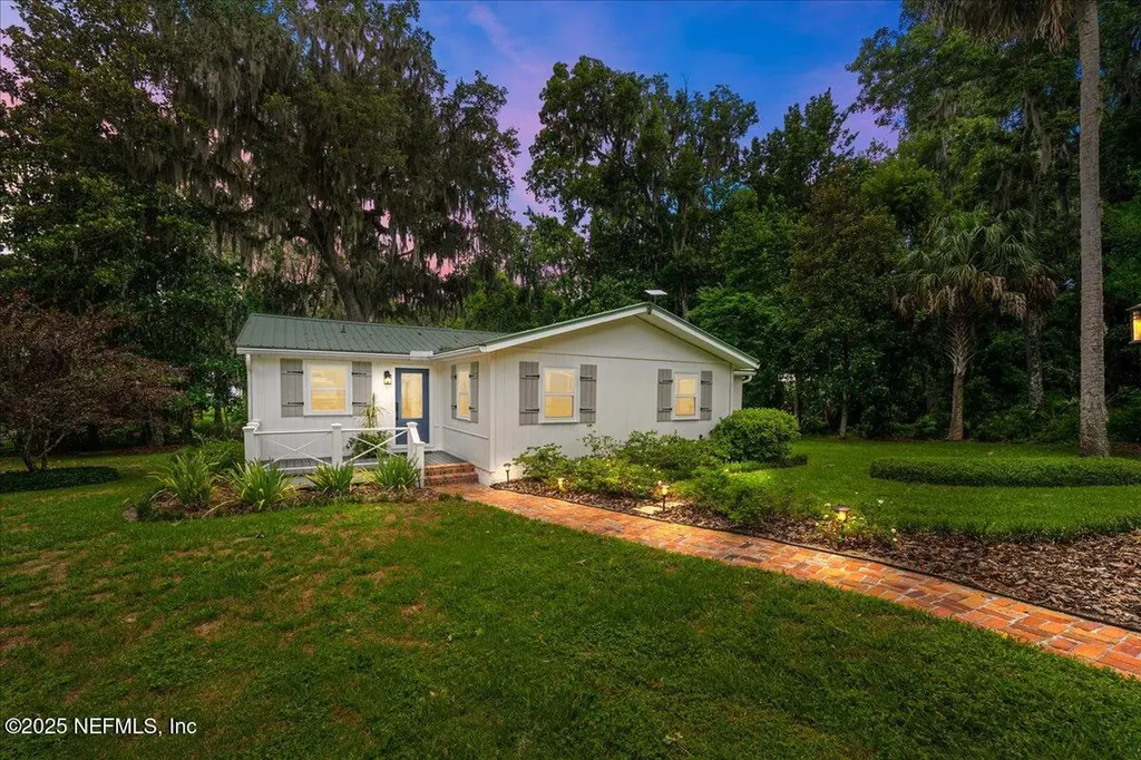 107 Morningstar Lane Palatka FL 32177