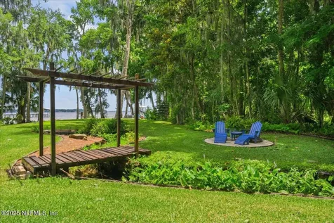 107 Morningstar Lane Palatka FL 32177