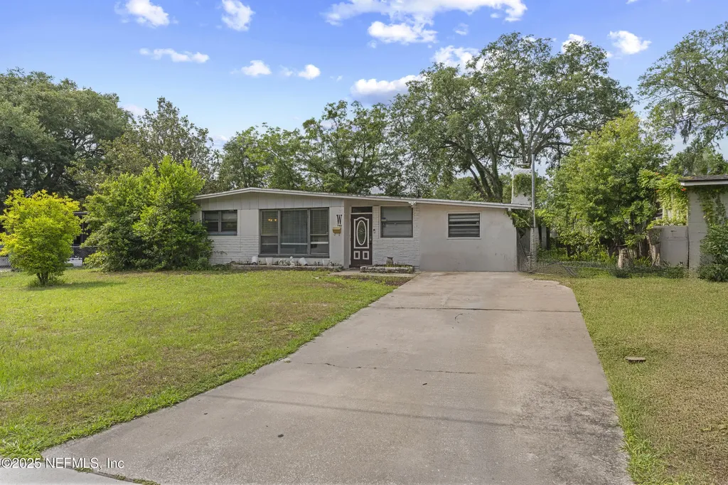 7960 Patou Drive S Jacksonville FL 32210