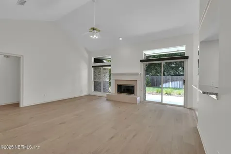 1910 Hibernia Court Jacksonville FL 32223