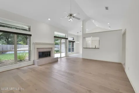 1910 Hibernia Court Jacksonville FL 32223
