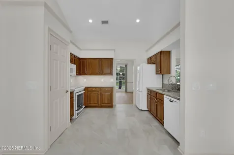 1910 Hibernia Court Jacksonville FL 32223