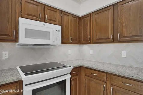 1910 Hibernia Court Jacksonville FL 32223