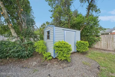 4253 Redwood Avenue Jacksonville FL 32207