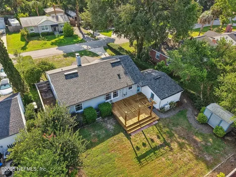 4253 Redwood Avenue Jacksonville FL 32207