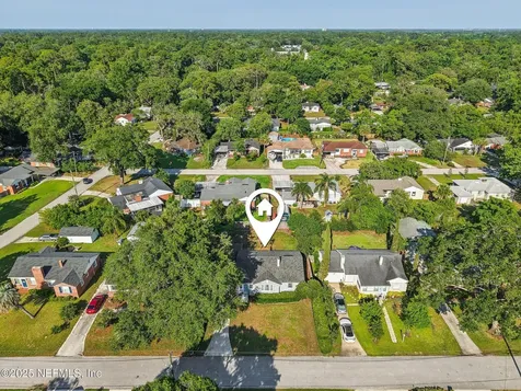 4253 Redwood Avenue Jacksonville FL 32207