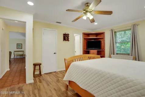 5604 Swamp Fox Road Jacksonville FL 32210