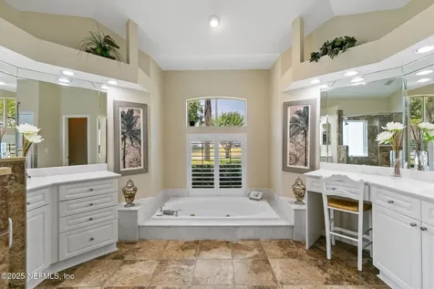 7811 Mc Laurin Road N Jacksonville FL 32256