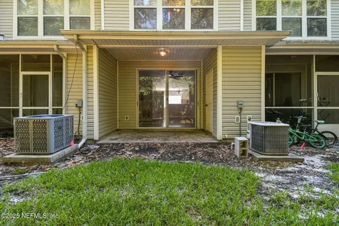 3542 Lone Tree Lane Jacksonville FL 32216