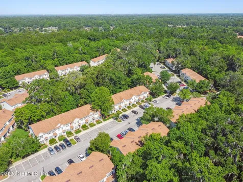 3542 Lone Tree Lane Jacksonville FL 32216
