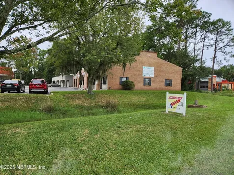 3938 Sunbeam Road Jacksonville FL 32257