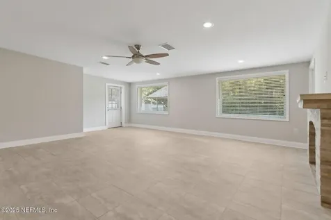 2814 Peach Drive Jacksonville FL 32246