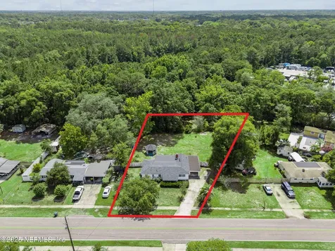 2814 Peach Drive Jacksonville FL 32246