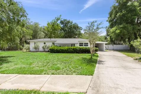 2814 Peach Drive Jacksonville FL 32246
