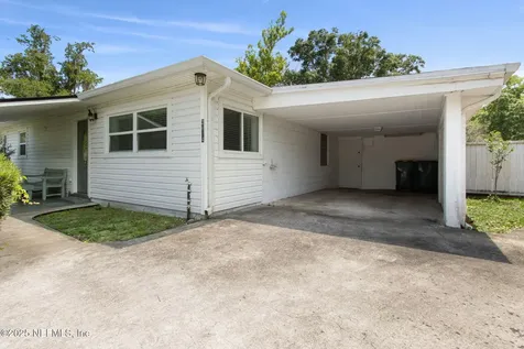 2814 Peach Drive Jacksonville FL 32246