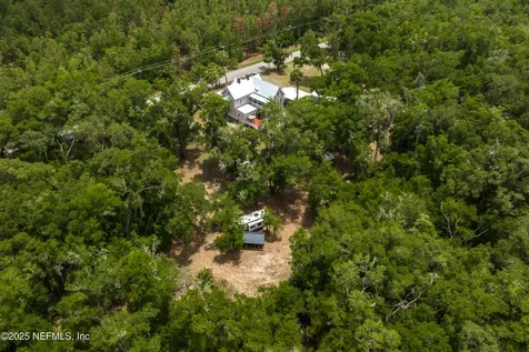240 Sisco Road Pomona Park FL 32181