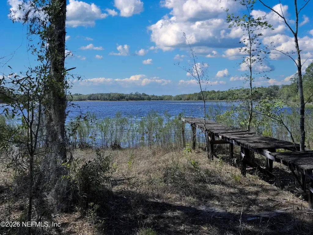 1481 State Road 20 Interlachen FL 32148