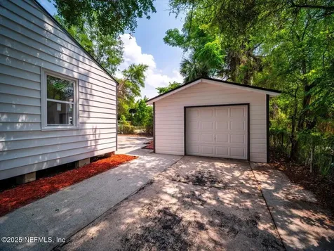 514 E 61st Street Jacksonville FL 32208