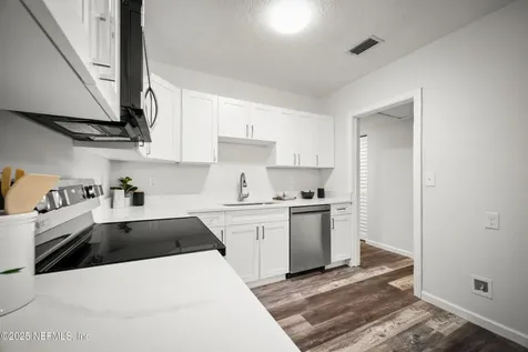 514 E 61st Street Jacksonville FL 32208