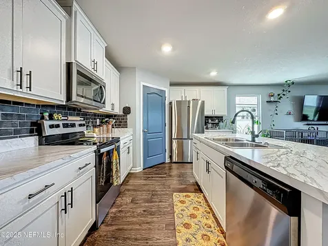 2874 Sunrise Creek Road Green Cove Springs FL 32043