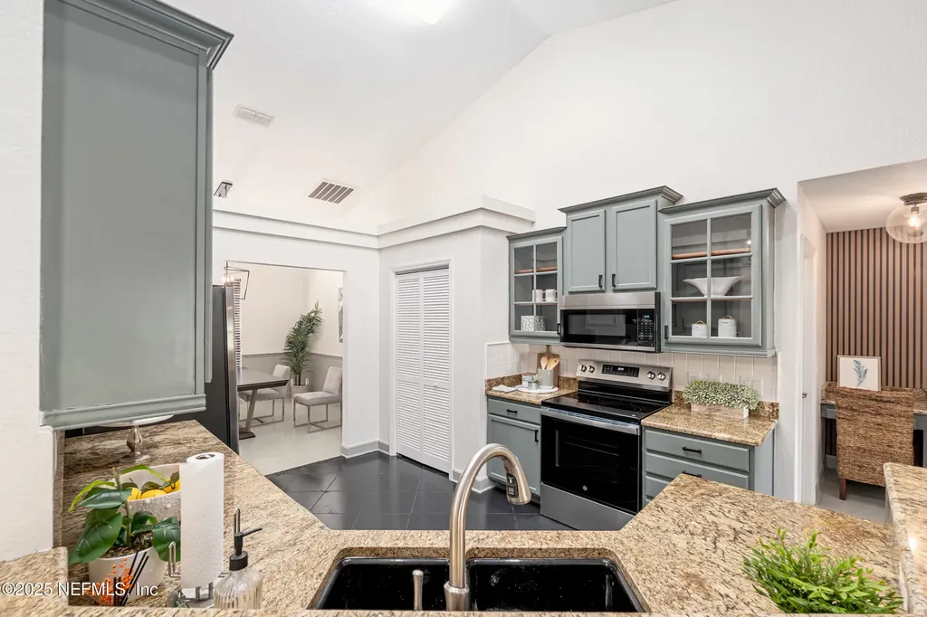 20536 NW 20th Terrace Brooker FL 32622